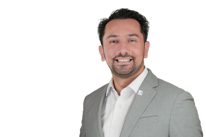 Adam Roman, Real Estate Salesperson in Porterville, Jordan-Link