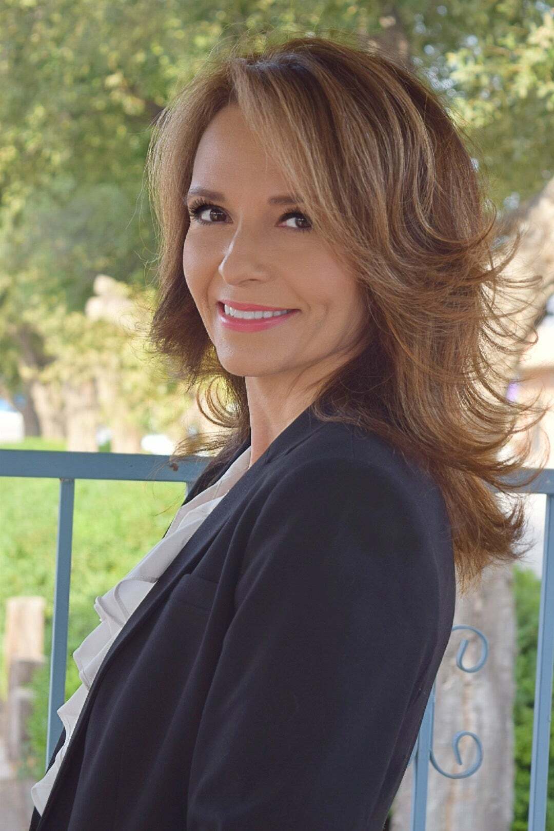 Debra Wright,  in El Paso, Heritage Real Estate