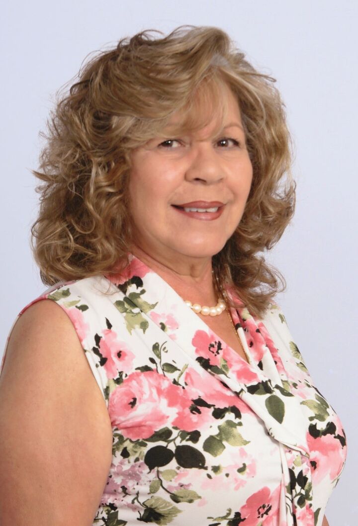 Hidalmis Sanchez, Real Estate Salesperson in Miami, World Connection