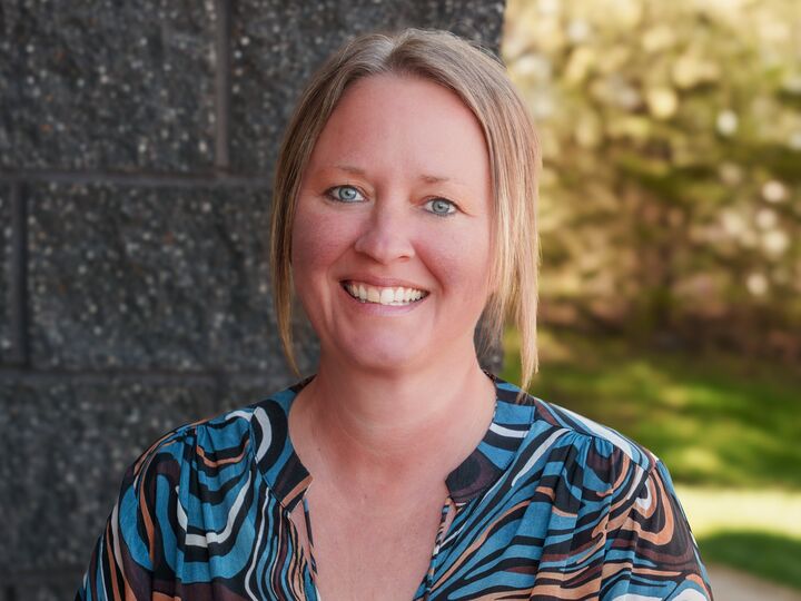 Autumn Conrad, Real Estate Salesperson in Hiawatha, Signature Real Estate