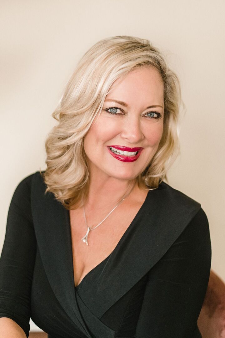 Sherrie Sartore, Real Estate Salesperson in Lakewood Ranch, Atchley Properties