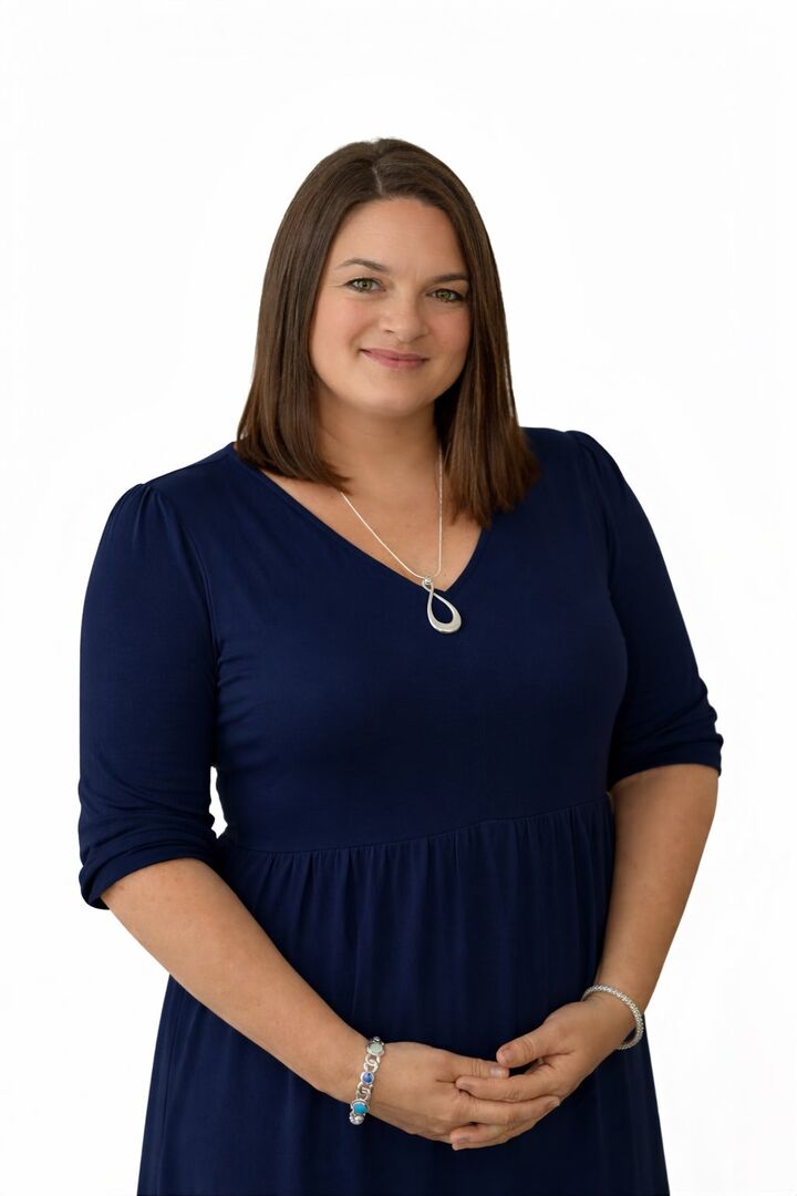 Aimee Seay, Real Estate Salesperson in Tallahassee, Hartung