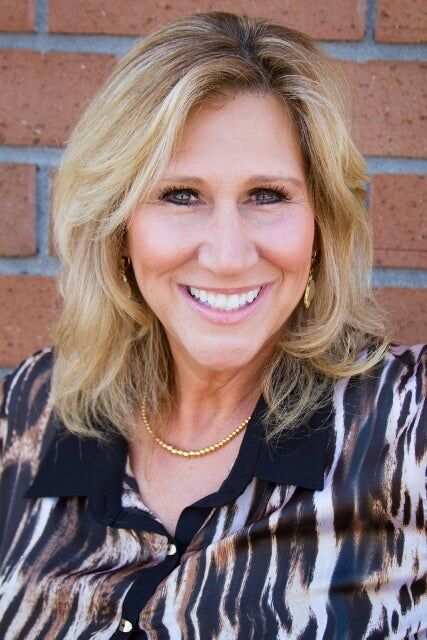 Cindy Everett, Real Estate Salesperson in Temecula, Affiliated
