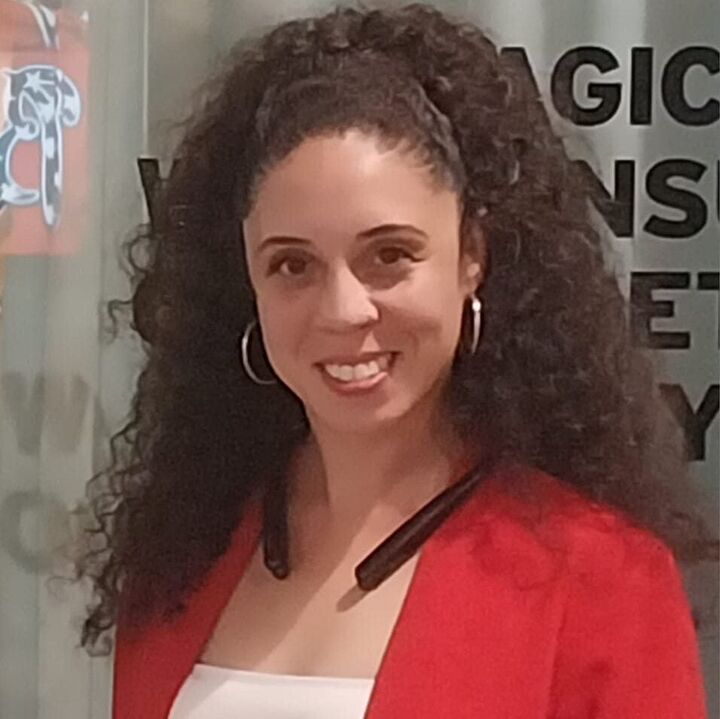 Akeena Wong,  in Covington, Metro Brokers