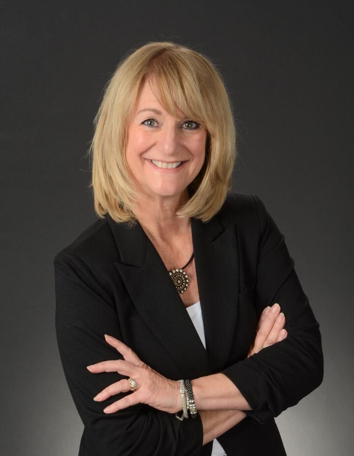 Cindy Cerrudo, Real Estate Salesperson in Castro Valley, Masters