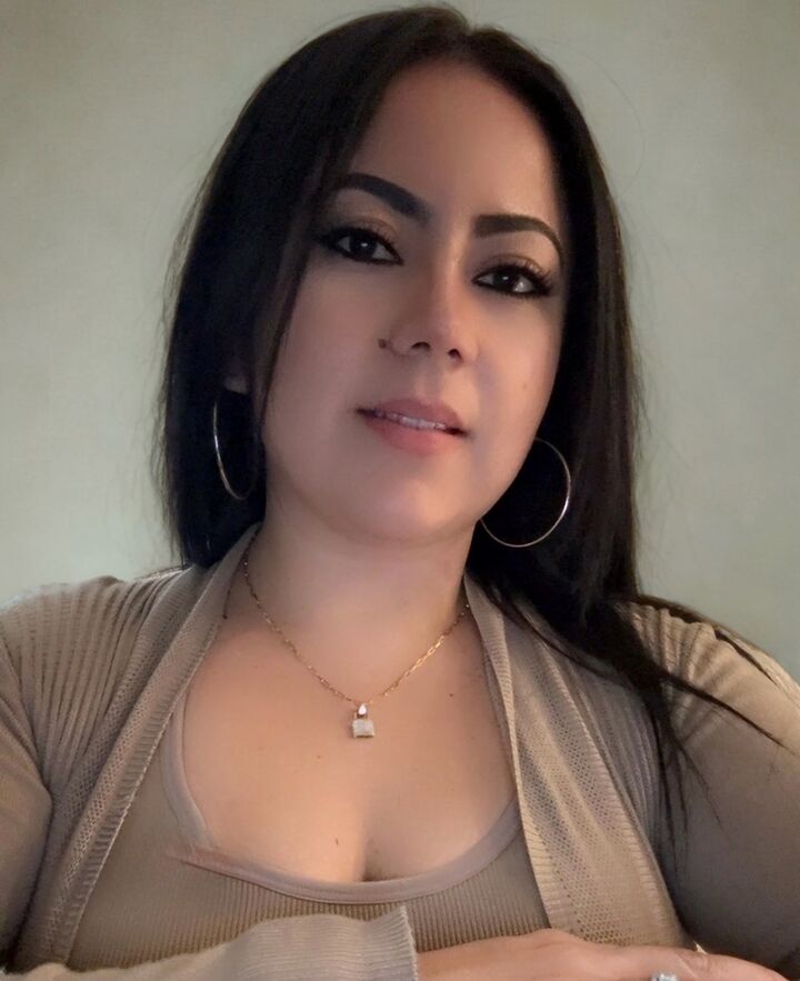 Claudia Morales, Real Estate Salesperson in Las Vegas, Americana