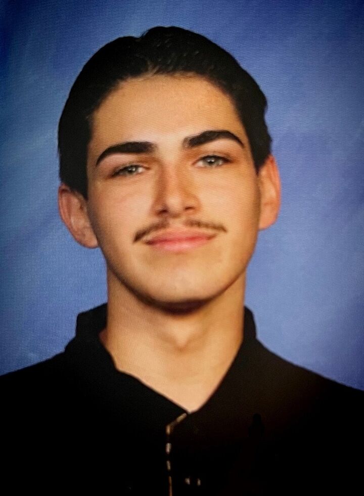 Alexander Yaeir Tabares, Real Estate Salesperson in Henderson, Americana