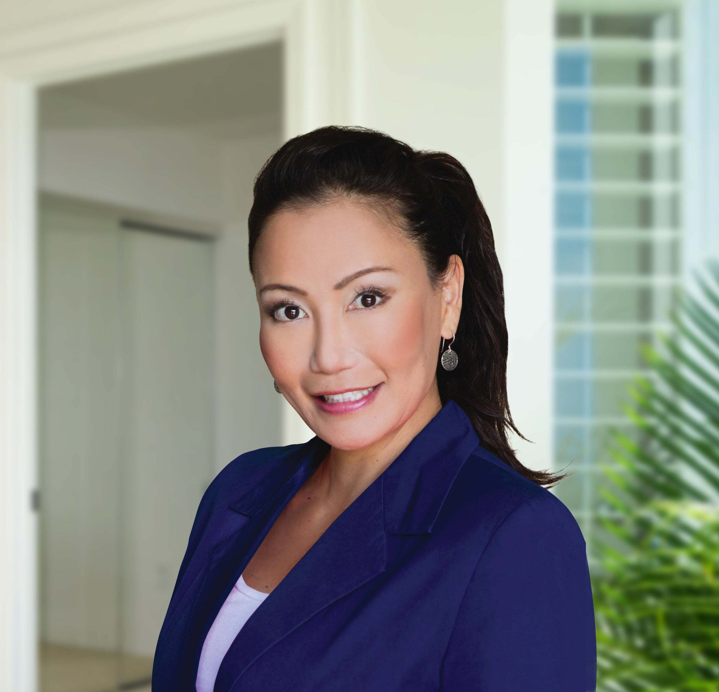 Susan Borochov,  in Honolulu, Island Properties