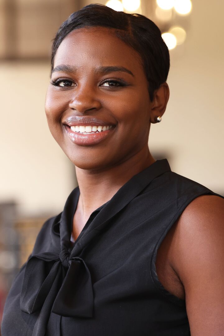 Creshayla Armour,  in Columbus, Kennon & Parker