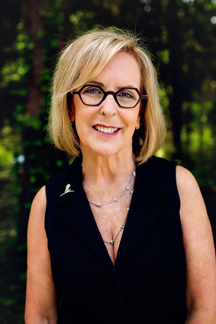 Jeanne Billings, Associate Real Estate Broker in Collierville, Collins-Maury