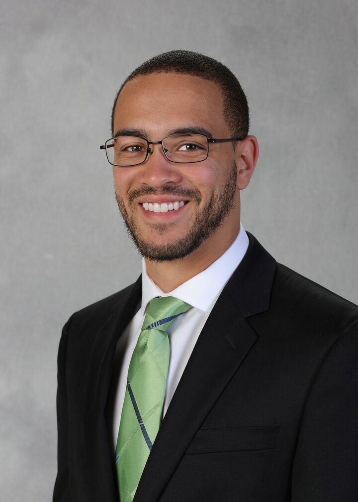 Tre Brown, Real Estate Salesperson in Lake Orion, Professionals