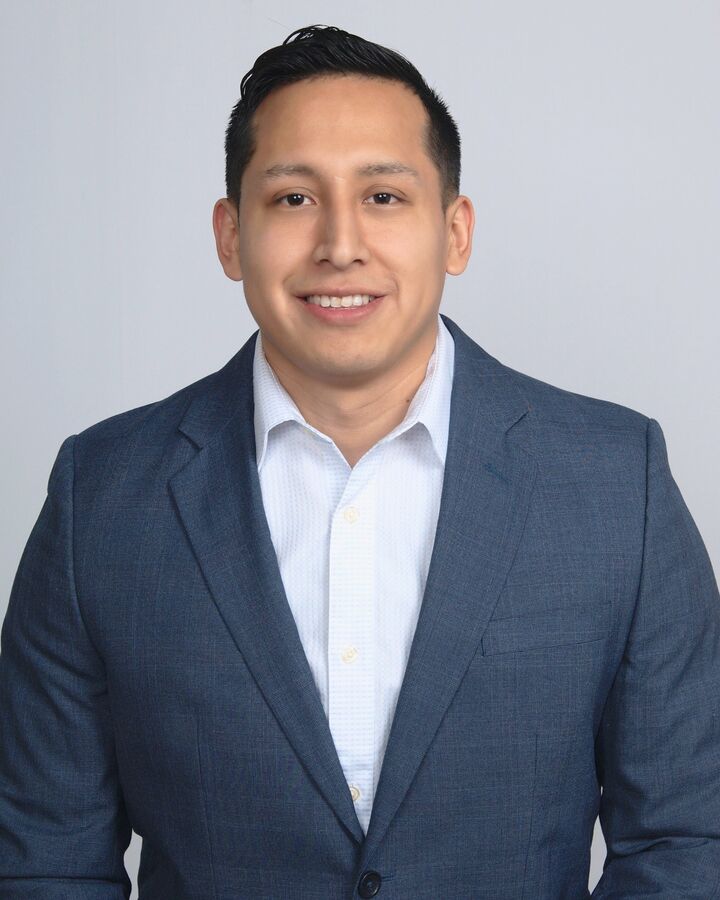 Franklin Criollo, Real Estate Salesperson in White Plains, Elite Realty