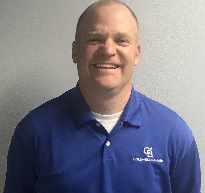 Dennis Irelan, Real Estate Salesperson in Hillsdale, Groves Real Estate