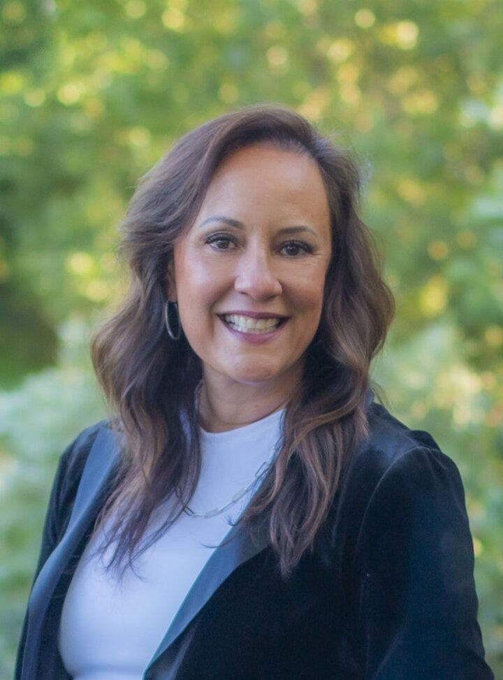 Christie Tuohy Lopez, REALTOR® in Daly City, Icon Properties