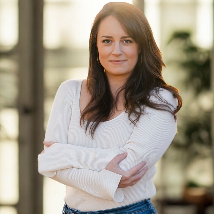 Teleea Lundgren, Real Estate Salesperson in Kalispell, ERA Lambros Real Estate