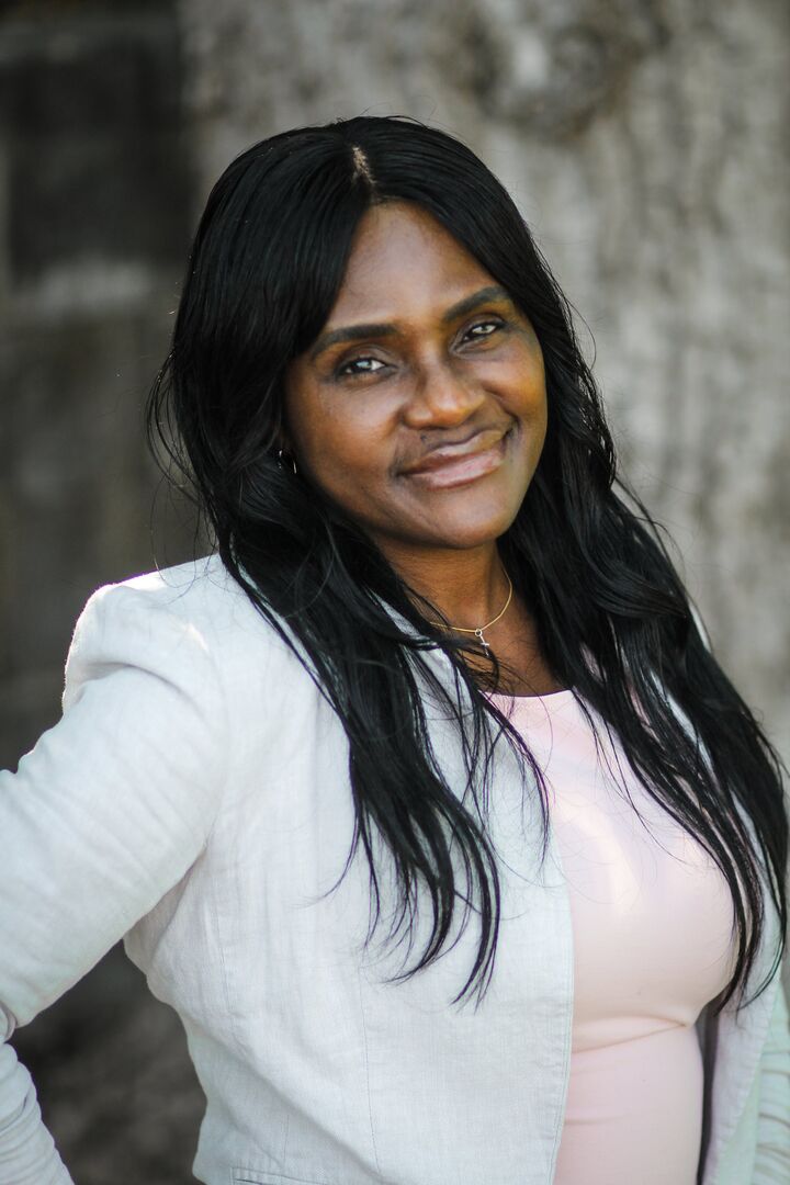 Elizabeth Balogun, Associate Real Estate Broker in Charlotte, Paracle