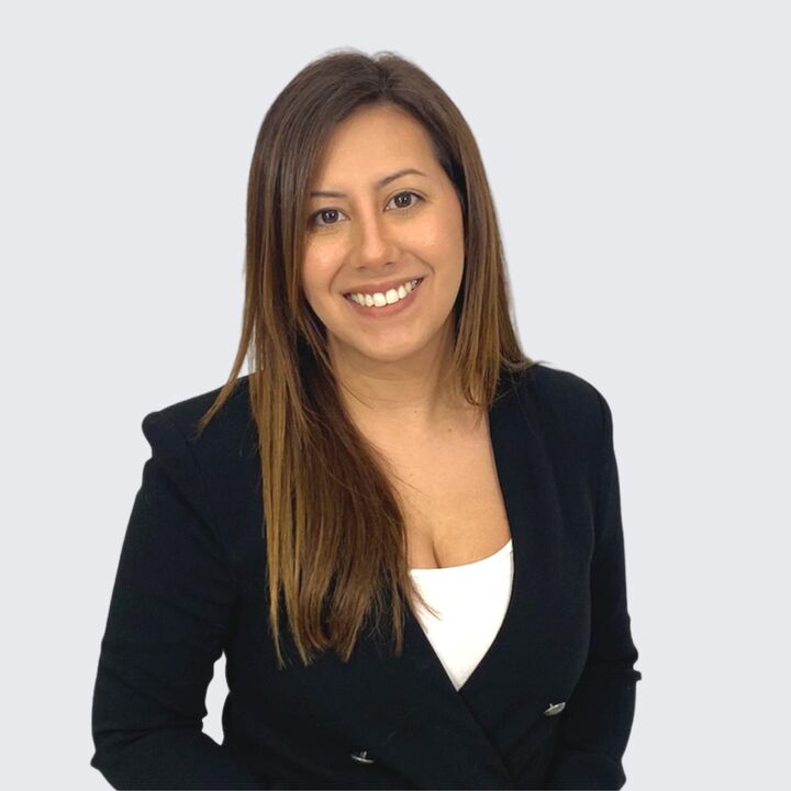 Vanessa Bresseau, Real Estate Salesperson in Miami, First Service Realty ERA Powered