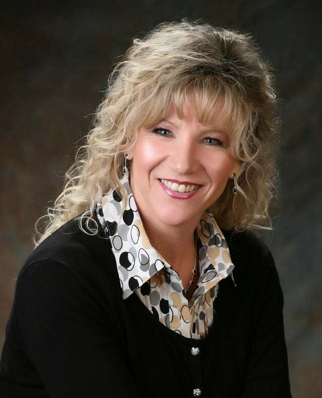 Linda Lamb, Real Estate Salesperson in Bakersfield, Preferred, Realtors