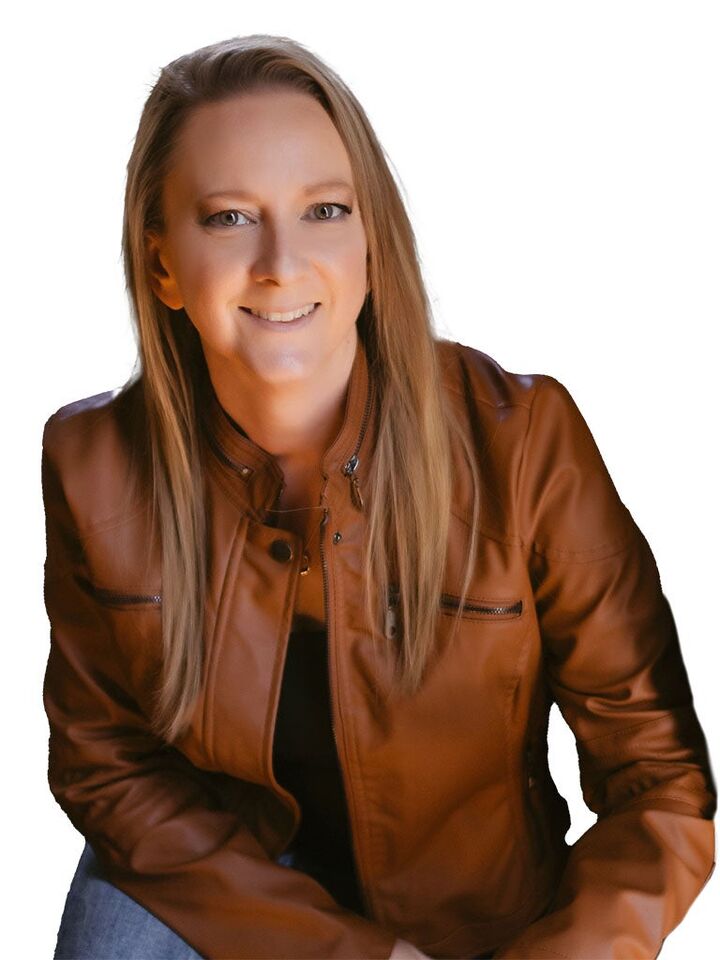 Dawn Brown, Real Estate Salesperson in Granger, Affiliated