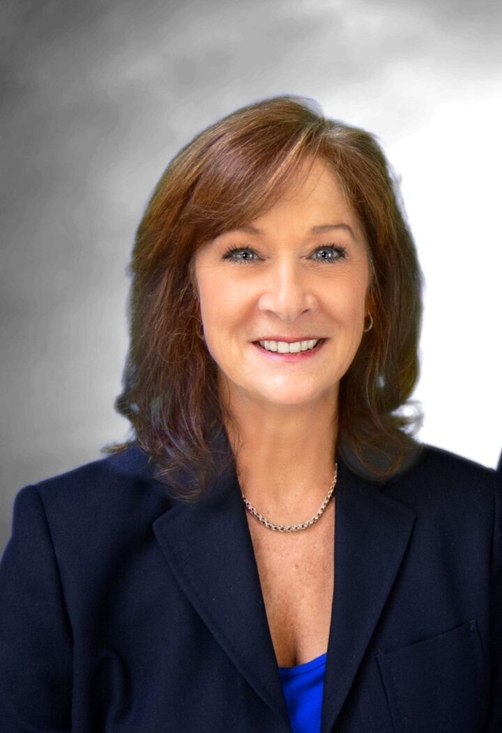 Jane Andrews, Real Estate Salesperson in Newtown, Hearthside