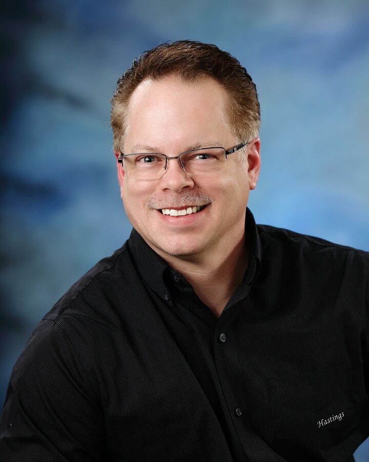 Mike Curtis, Sales Associate in Farmington, Hulsey