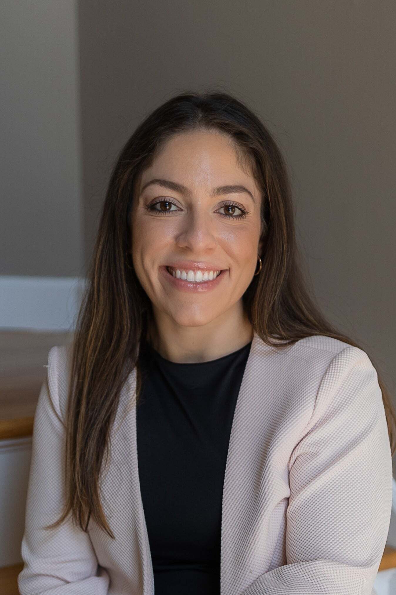 Giuliana D'Appollonio, Sales Associate in West Hartford, Connecticut