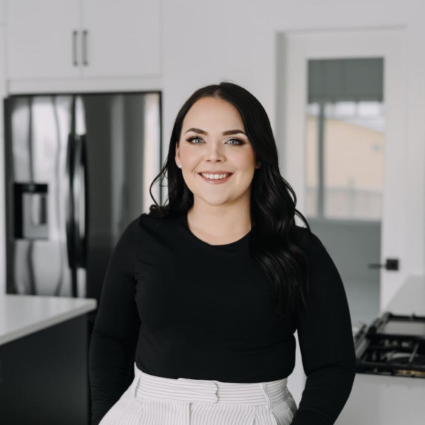 Emily Middlestead, in Fort McMurray, Coldwell Banker United