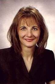 Ann Zator, Real Estate Broker in Chicago, Circle