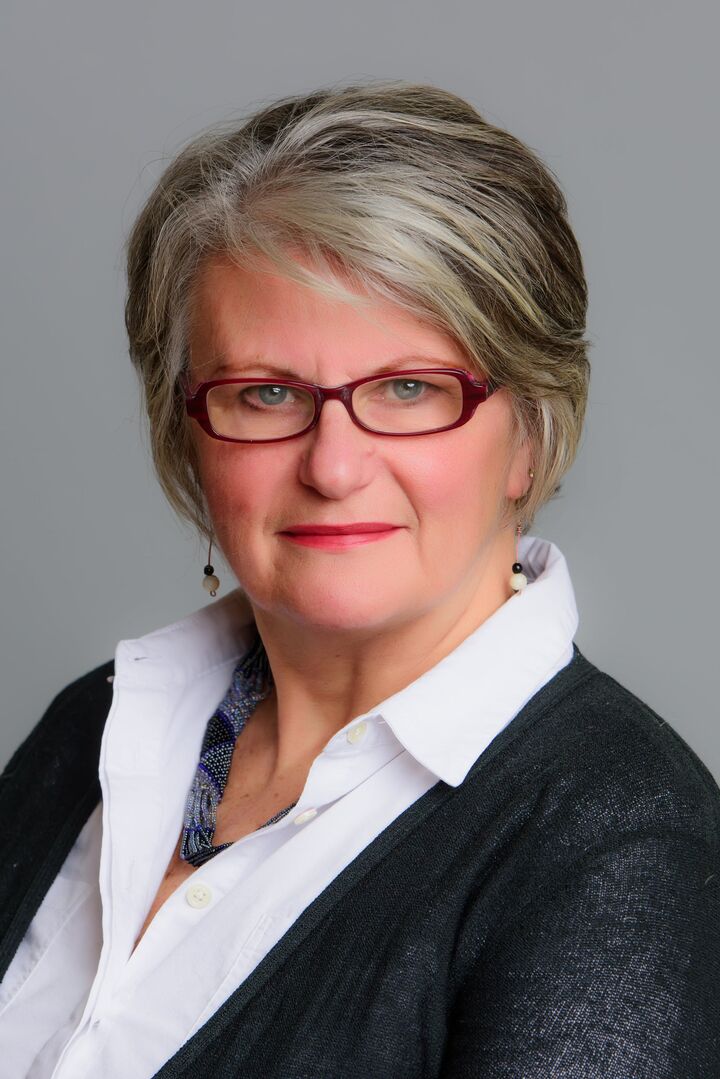 Joanne Smith, Real Estate Salesperson in Pepperell, North East