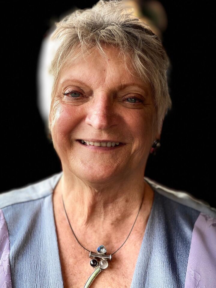 Sharon Lardieri,  in Oldsmar, North East
