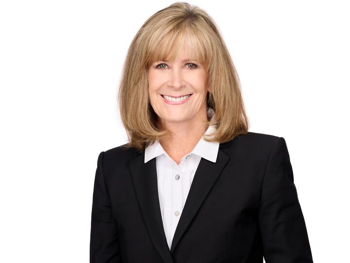 Gayle Caldwell, Real Estate Salesperson in Colorado Springs, ERA Shields Real Estate