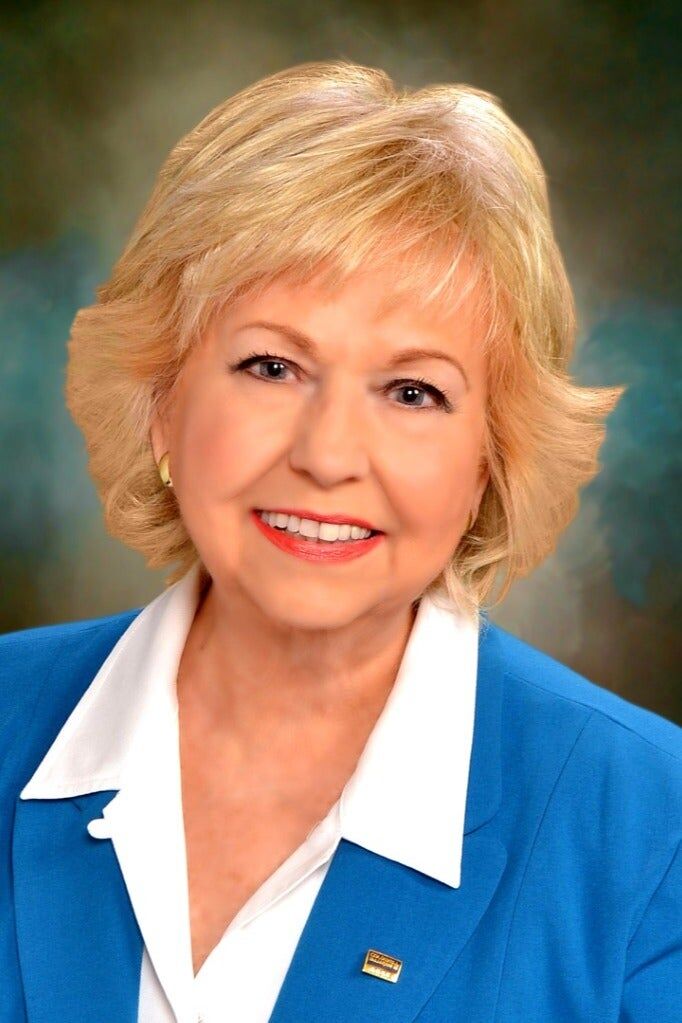 Carol Friedel, Real Estate Salesperson in El Paso, Heritage Real Estate