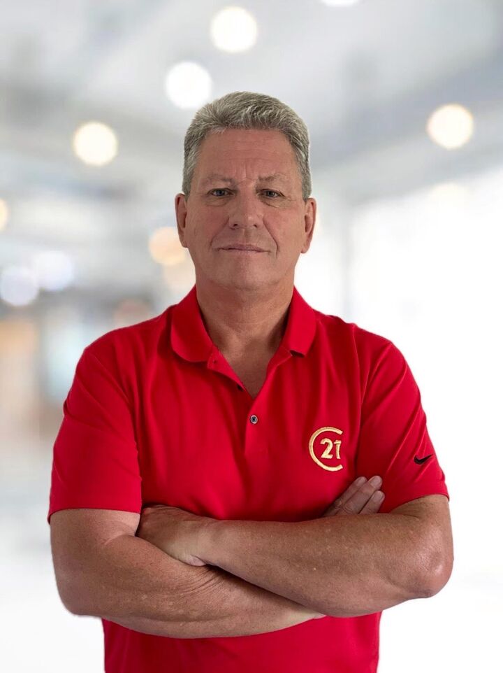Yvon Rocca, Real Estate Salesperson in Longboat Key, Beggins Enterprises