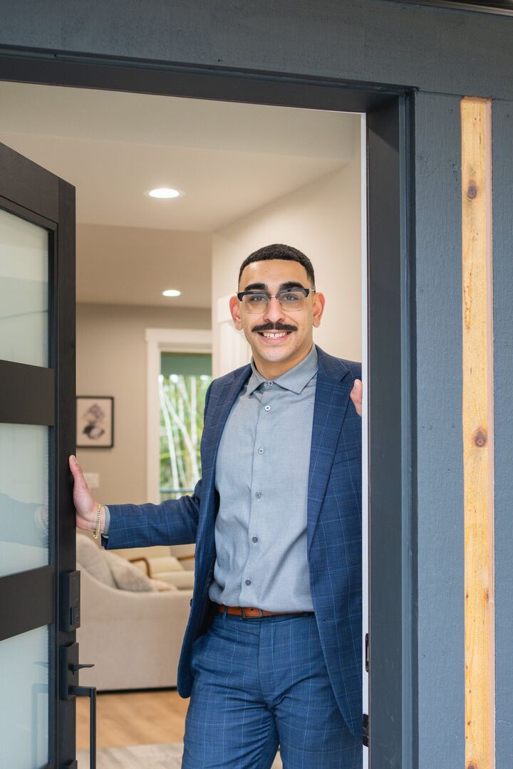 Devin Gordon, Real Estate Salesperson in Lynnwood, North Homes Realty