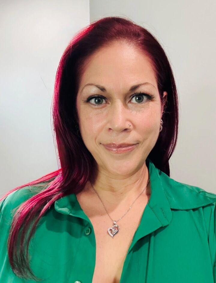Marta Gomes, Real Estate Salesperson in Glastonbury, Executive Real Estate