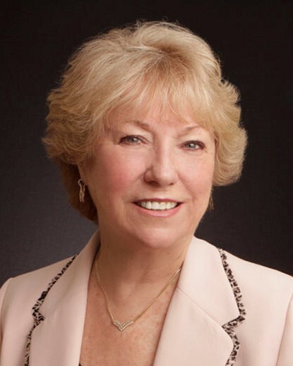 Lucy Zanetti, RE SALESPERSON in Warwick, Howard Hanna Rand Realty