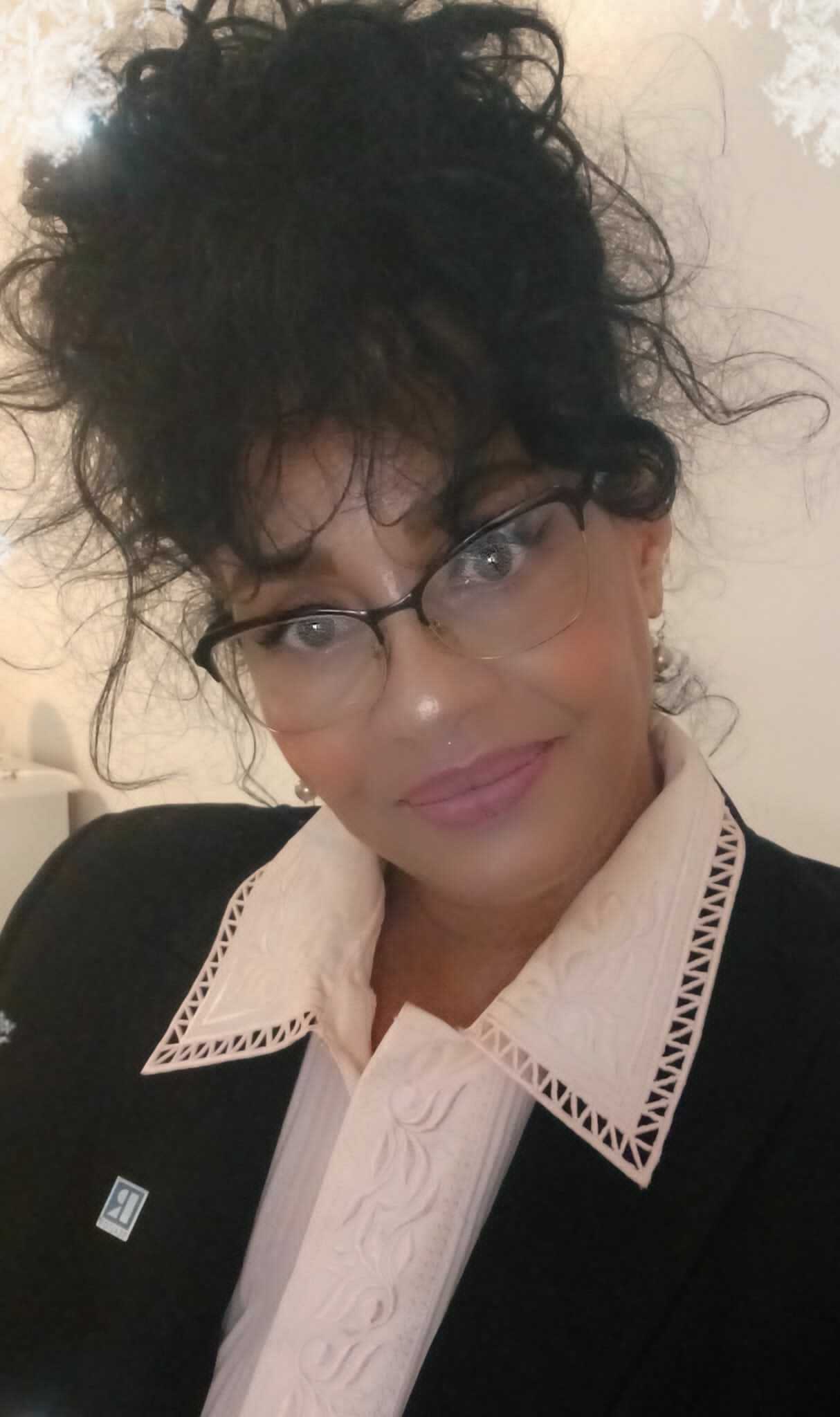 Caridad Rodriguez, Real Estate Salesperson in Miami, World Connection