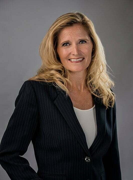 Audrey Overton, Real Estate Salesperson in Simi Valley, Real Estate Alliance