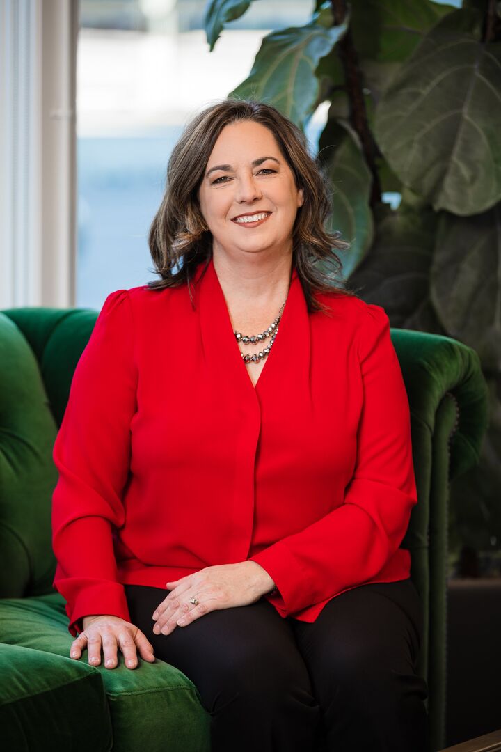 Tricia Wiese, Real Estate Salesperson in Elkhorn, The Good Life Group