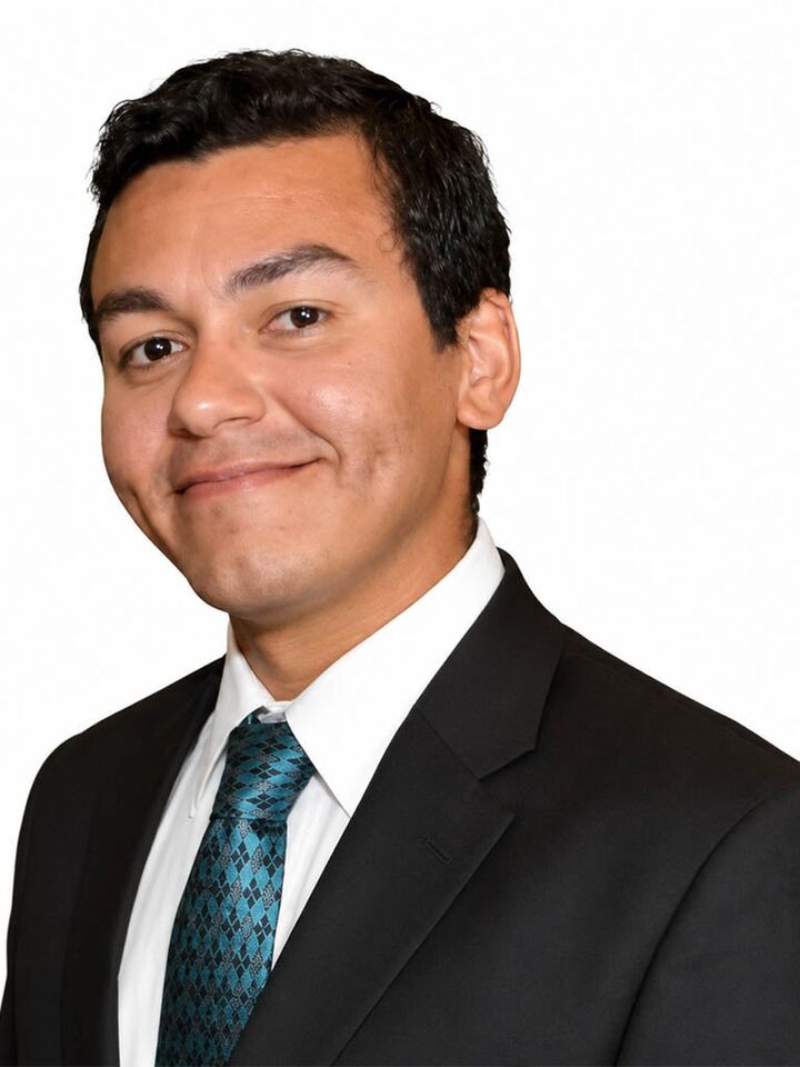 Emmanuel Betancourt, Real Estate Salesperson in Chula Vista, Affiliated