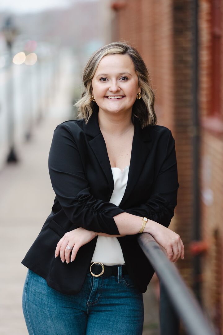 Bre Allen, Real Estate Salesperson in Farmville, Realty @ Home