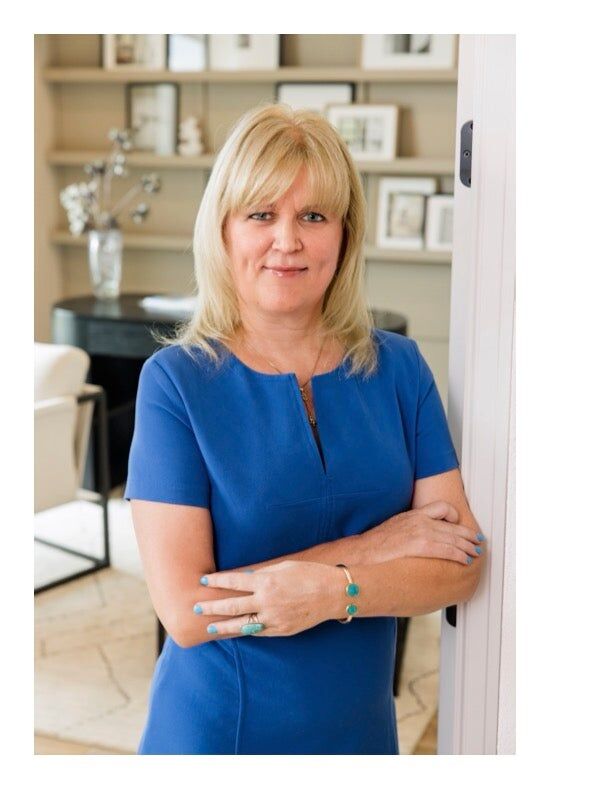 Marina Levin, Real Estate Salesperson in Burbank, Town Center