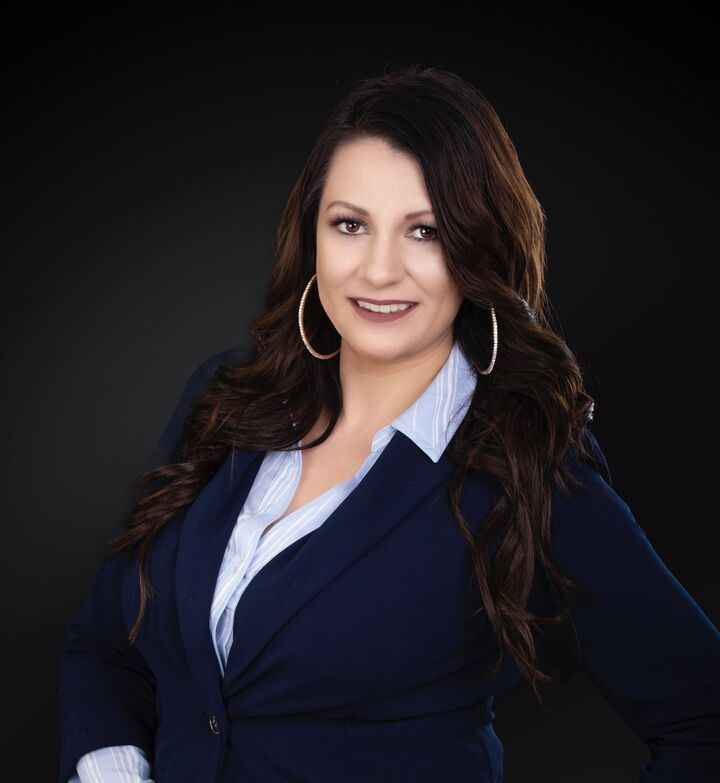 Lorena Amezquita, Real Estate Salesperson in Las Vegas, Americana