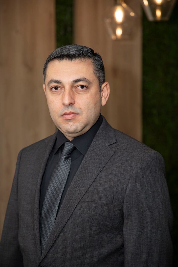 Vardan Avetisyan, Sales Associate in Glendale, Hallmark Realty