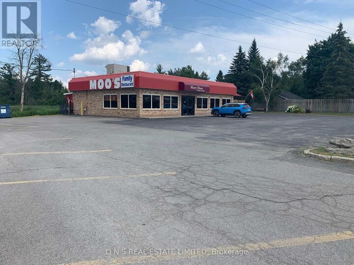 Photo de la propriété:  2205 Keene Road  ON K9J6X7 