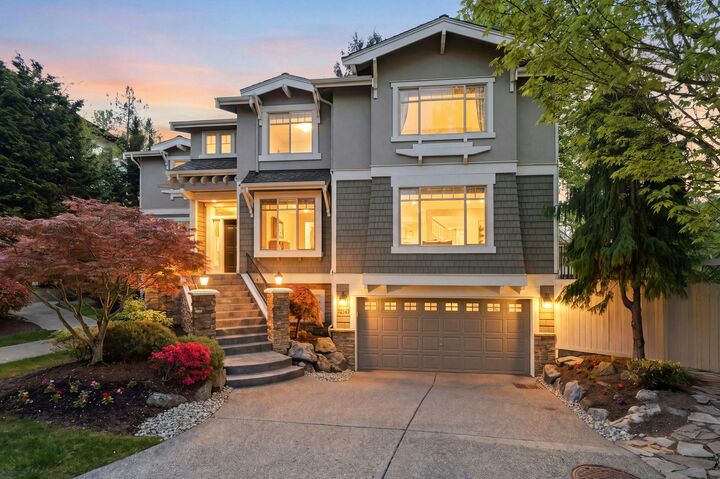 Property Photo:  7003  117th Place NE  WA 98033 
