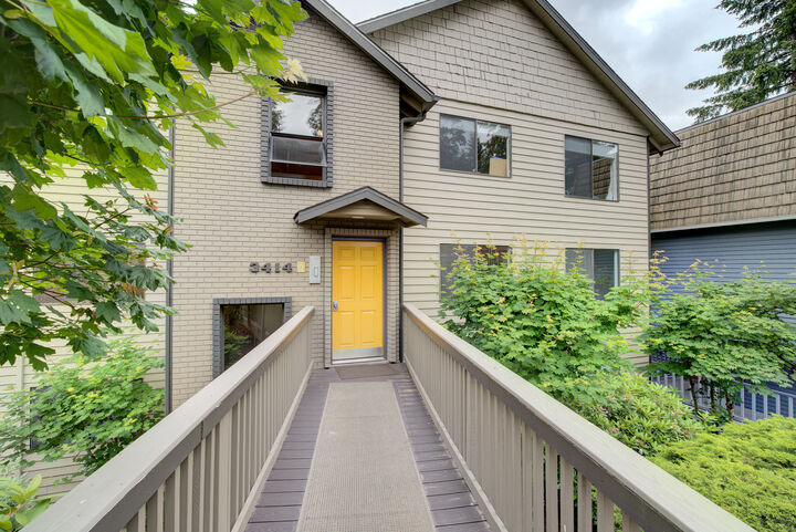 3414 161st Ct SE C-16  Bellevue WA 98008 photo