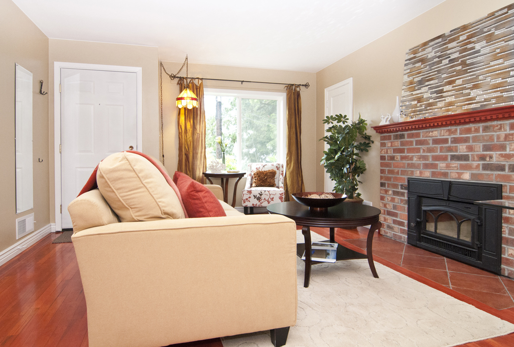 Property Photo: Living room - great room 321 NE 133rd St  WA 98125 