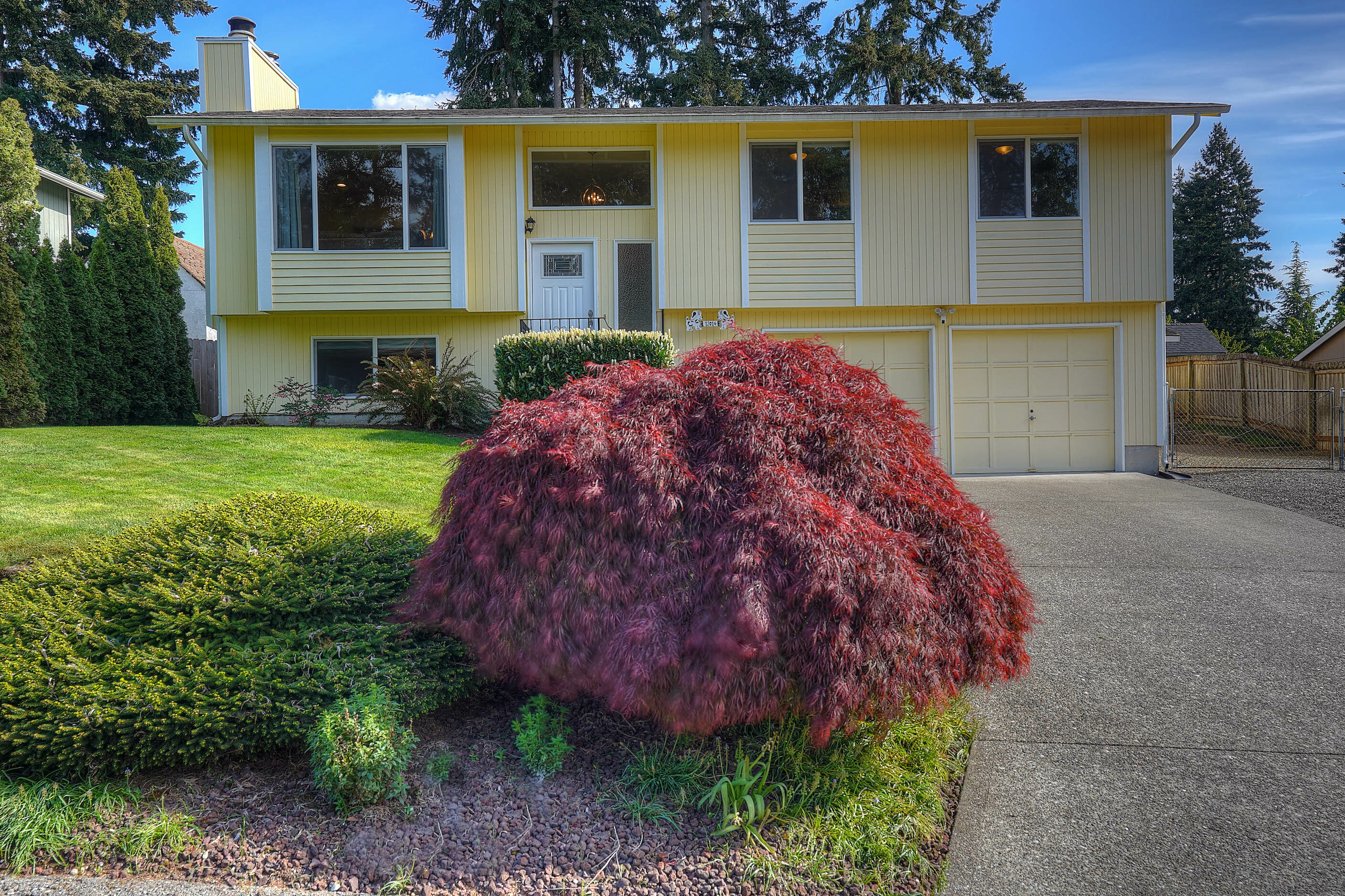 Property Photo:  12014 124th St Ct E  WA 98374 