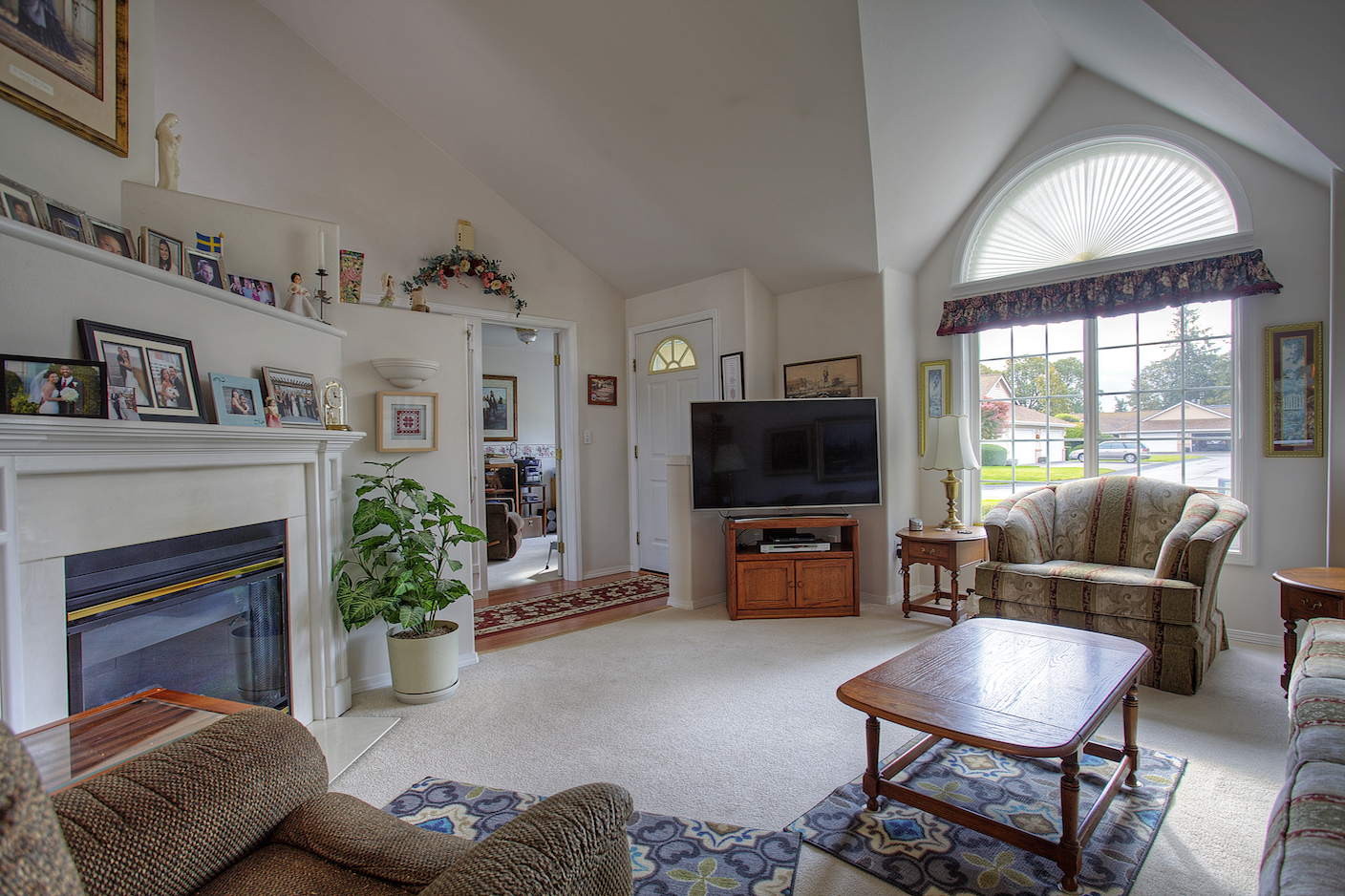 Property Photo:  8 Lakewood Oaks Dr SW  WA 98499 